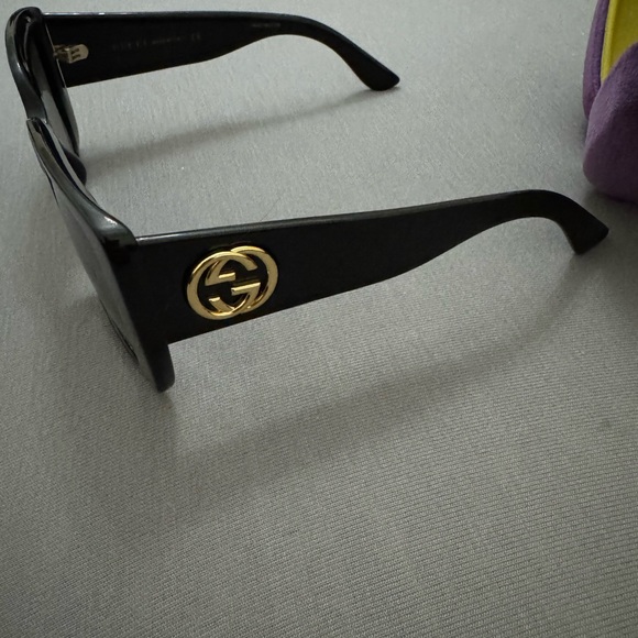 Gucci sunglasses main image 8